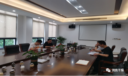 蘇州客戶再次訂購我司轉鼓蒸發(fā)干燥機