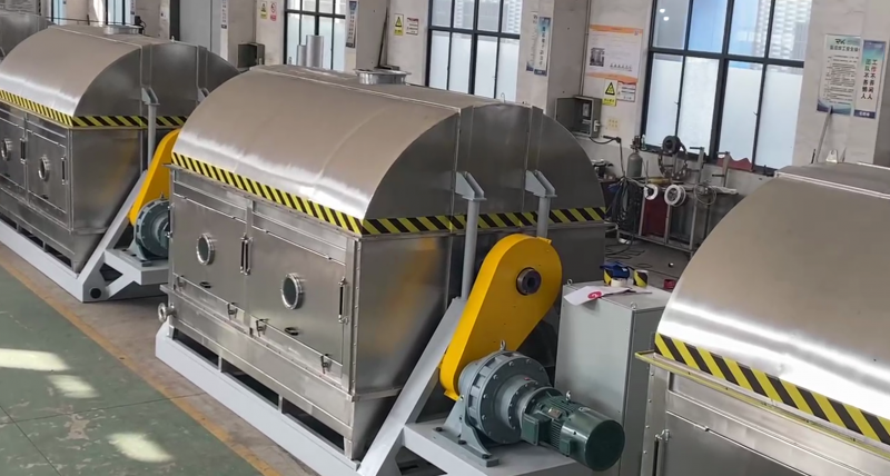 『潤(rùn)凱干燥』伊朗某大型化工企業(yè)客戶定制的8臺(tái)滾筒刮板干燥機(jī)完工！